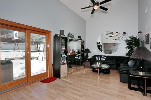 27 Larkin Ln, Garnerville NY  10923-1536 exterior