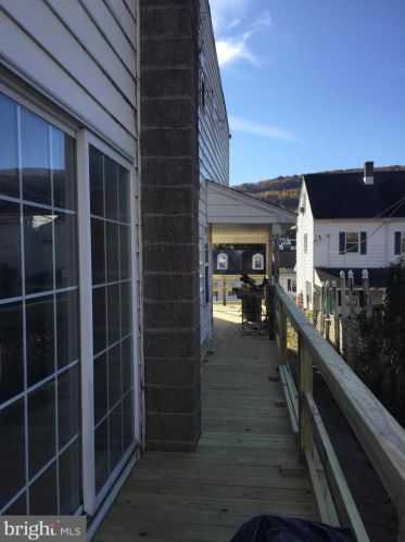 1312 Arch St, Ashland PA  17921-1108 exterior