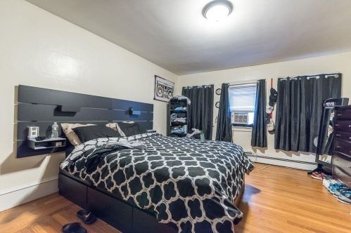 133 Babcock St, Providence RI  02905-1403 exterior