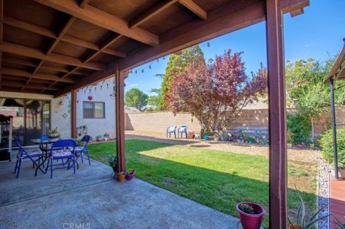 12542 Spring Valley Pkwy, Victorville CA  92395 exterior
