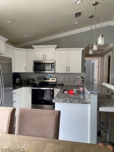 2500 42 St, Lehigh Acres FL 33976-4739 exterior