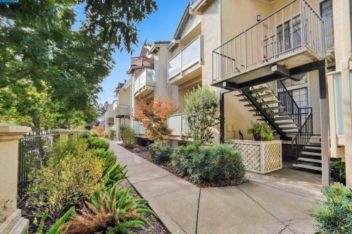 3043 Fostoria Cir, Danville CA  94526-5562 exterior