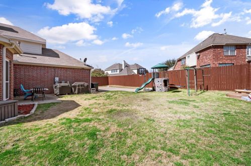 1407 Brittany Ln, Midlothian TX  76063-4062 exterior