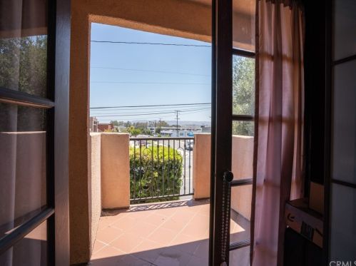 2409 Carson St, Torrance CA  90501-3120 exterior