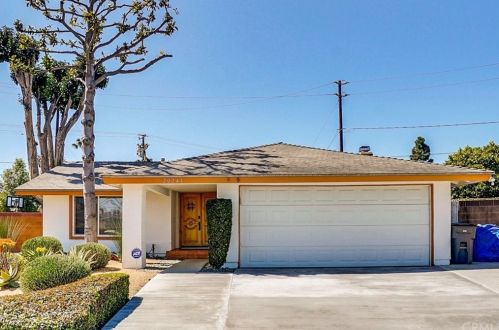 20241 Galway Ave, Long Beach, CA 90746-3077