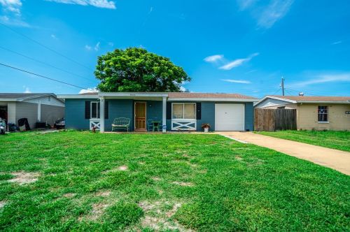 4904 Rosedale Ln, Tarpon Springs, FL 34690-5554
