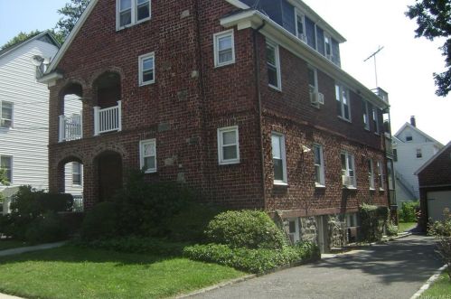 111 Prospect St, Rye Brook, NY 10573-4823