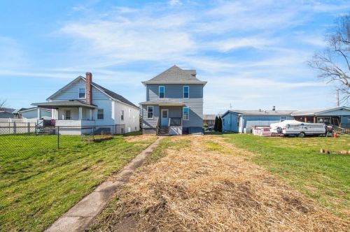 311 Vine St, South Connellsville PA  15425-4838 exterior