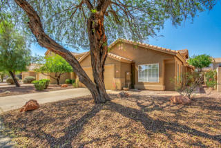 4216 Bighorn Ave, Phoenix, AZ 85044-6729
