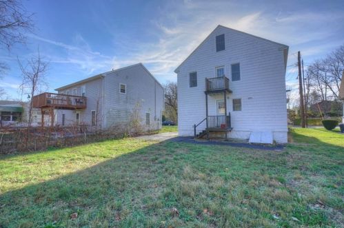 60 George Ave, Groton, CT 06340-4920