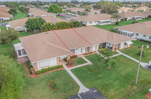 1208 Lakes End Dr, Fort Pierce, FL 34982-5205