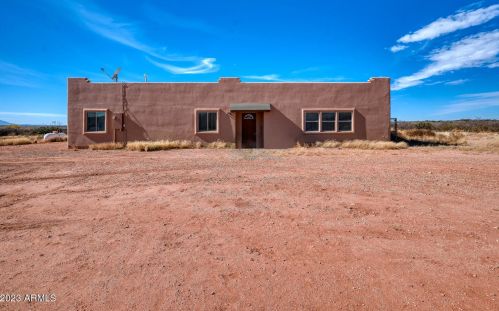 5520 Desert Mountain Trl, Bisbee, AZ 85603-9076