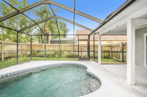 4620 Carroway Dr, Land O Lakes FL  34639-6412 exterior