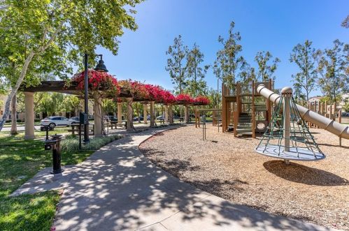 98 Talisman, Irvine CA  92620-3843 exterior
