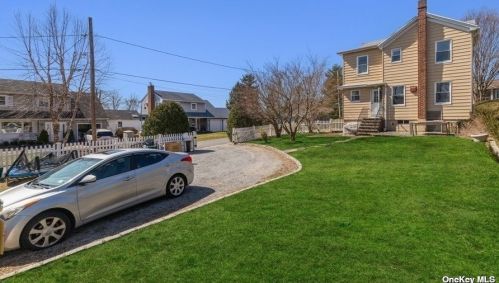 18 Hillside Ave, Muttontown NY  11545-1916 exterior