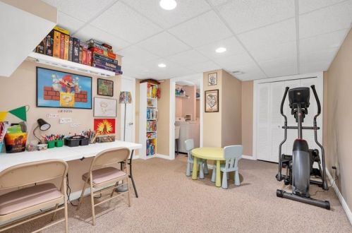 207 Pappan Dr, Imperial PA  15126-1177 exterior