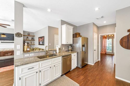 4902 Lk Catherine Ct, Richmond TX 77407-7990 exterior