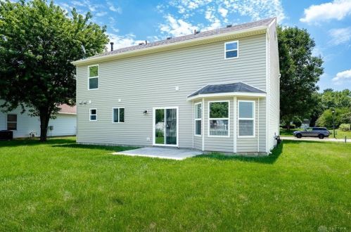 2736 Greystoke Dr, Xenia OH 45385-5719 exterior