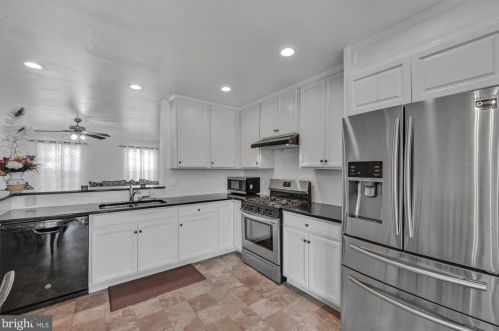 11 Bittendorf Way, Swartzville PA  17569-7001 exterior