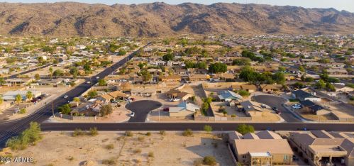 8228 15th Pl, Phoenix, AZ 85020-3821