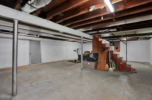 205 Sarepta Rd, Belvidere NJ  07823-2624 exterior