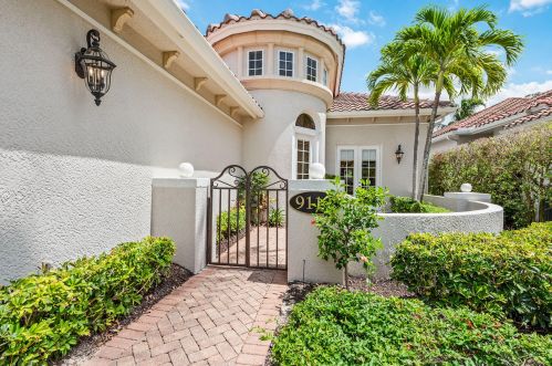 9112 Cherry Oaks Trl, Naples, FL 34114-0854