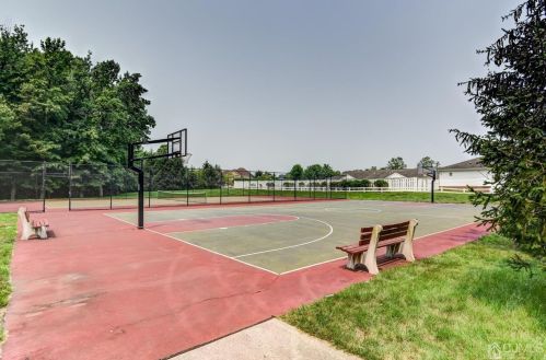 129 Murray Dr, Old Bridge NJ  08857-4205 exterior