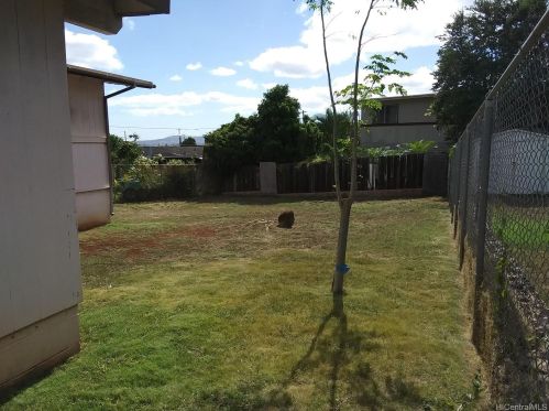 1616 Anakole Pl, Pearl City HI  96782-2001 exterior