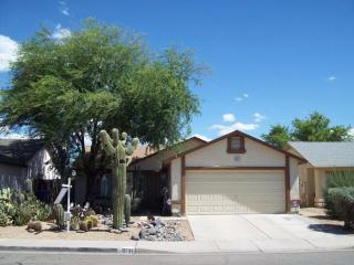 3731 Firehawk Dr, Glendale, AZ 85308-2044
