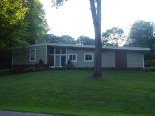 205 Cherokee Dr, Butler, PA 16001-0509