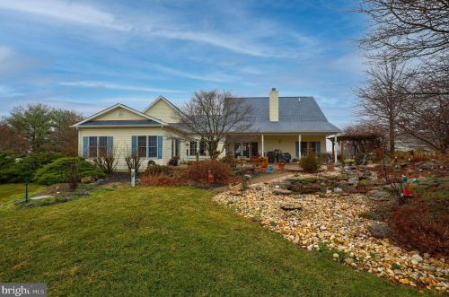 521 Gables View Ln, Cross Roads, PA 17322-9256