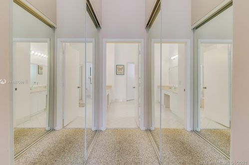 15726 16 Ct, Hollywood FL 33026-0509 exterior