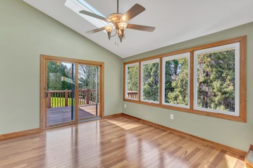 786 Decorah Rd, West Bend WI  53095-8112 exterior