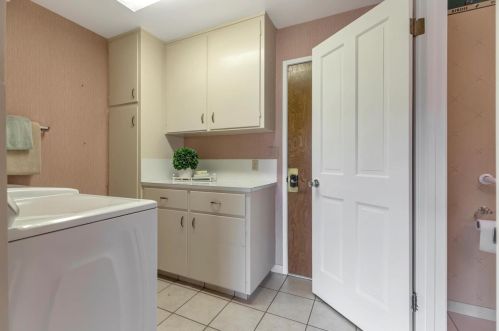 231 Donald Dr, Hollister CA  95023-6361 exterior