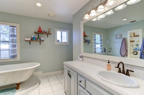 125 Allen St, Pismo Beach CA  93420-3301 exterior