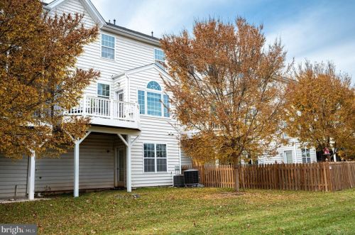 15507 Gossoms Store Ct, Haymarket VA  20169-8168 exterior