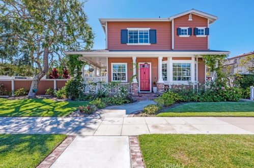 5250 Appian Way, Long Beach CA  90803-1901 exterior