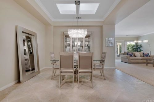 15 Napoleon Rd, Rancho Mirage CA  92270-2715 exterior