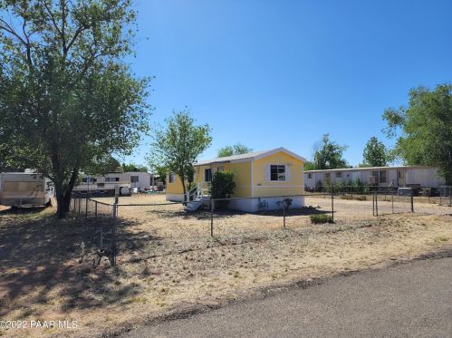 1565 Golden Dr, Chino Valley, AZ 86323-5738