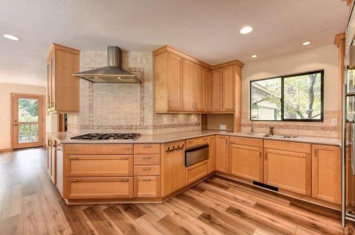 18065 Alexandra Way, Grass Valley CA  95949-7356 exterior