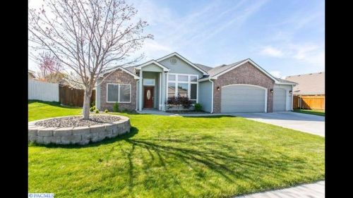 1723 Bolleana Ave, Richland, WA 99352-7804