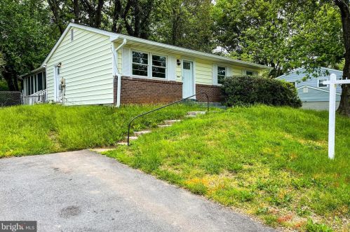 14309 Fullerton Rd, Woodbridge, VA 22193-2113