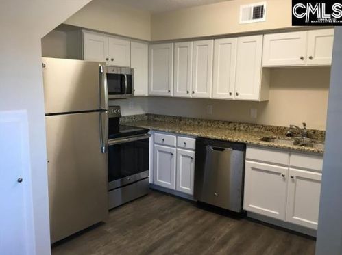 701 Osage Ave, Cayce-West Columbia SC  29169-6658 exterior