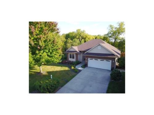 2109 Oakdale Ct, Iowa City, IA 52241-3232