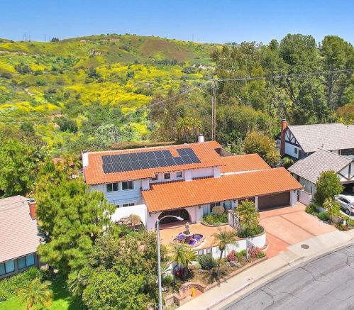 15541 Lodosa Dr, Whittier, CA 90605-1319