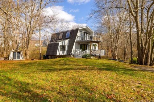 515 Boston Post Rd, Waterford, CT 06385-1133