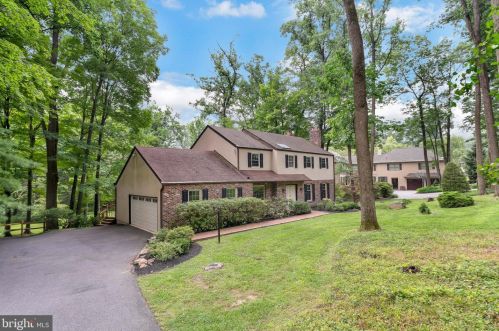 213 Hansell Rd, Newtown Square, PA 19073-2508