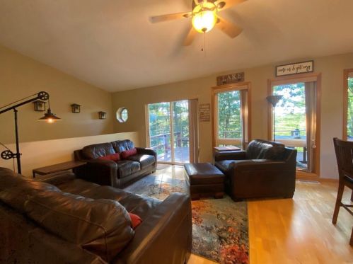 1252 22nd St, Cameron WI  54822-9776 exterior