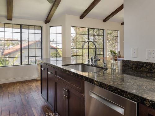 1613 Havemeyer Ln, Redondo Beach CA  90278-4714 exterior