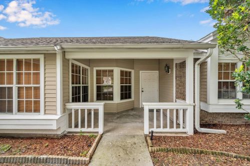 1150 Mazarion Pl, New Port Richey, FL 34655-4274